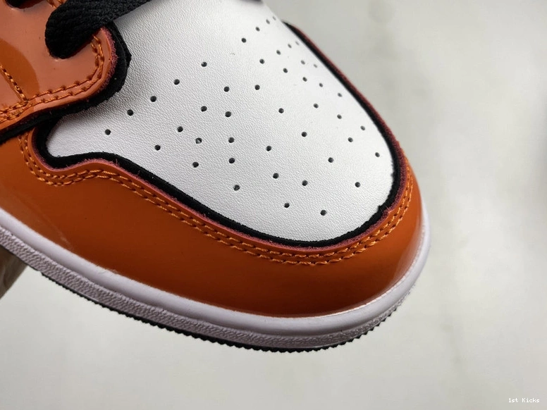 “Turf  1 DD6834-802 Mid Jordan Air  Orange” 0917